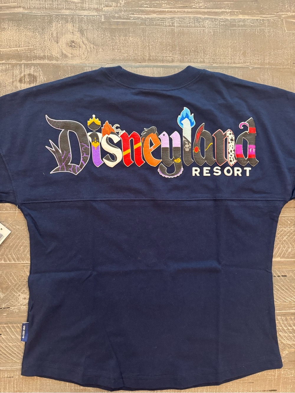 Disneyland Spirt Jersey Kids - Villains - Glow in the Dark - NWT